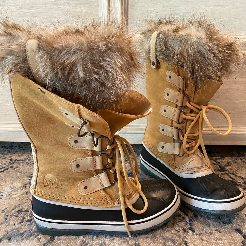 Sorel Joan of Arc Boots